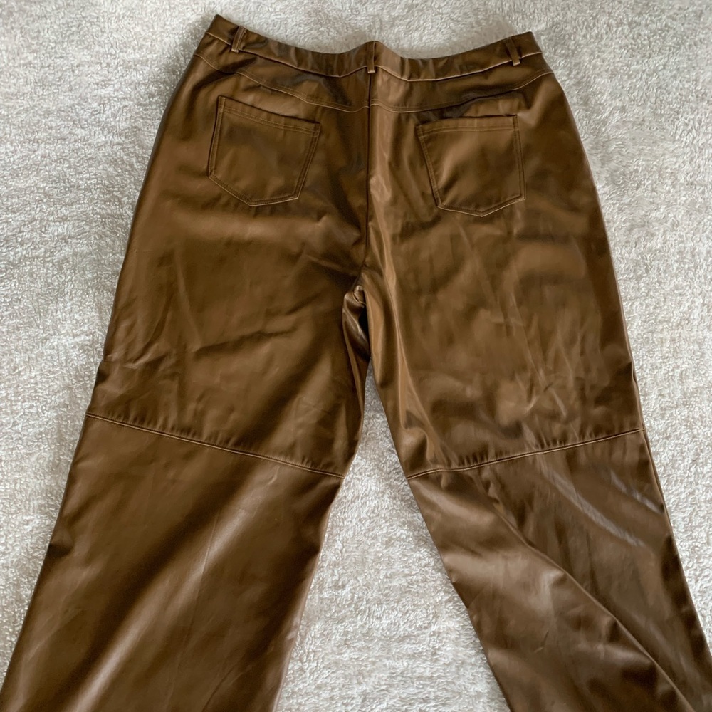 Pleather cropped pants
